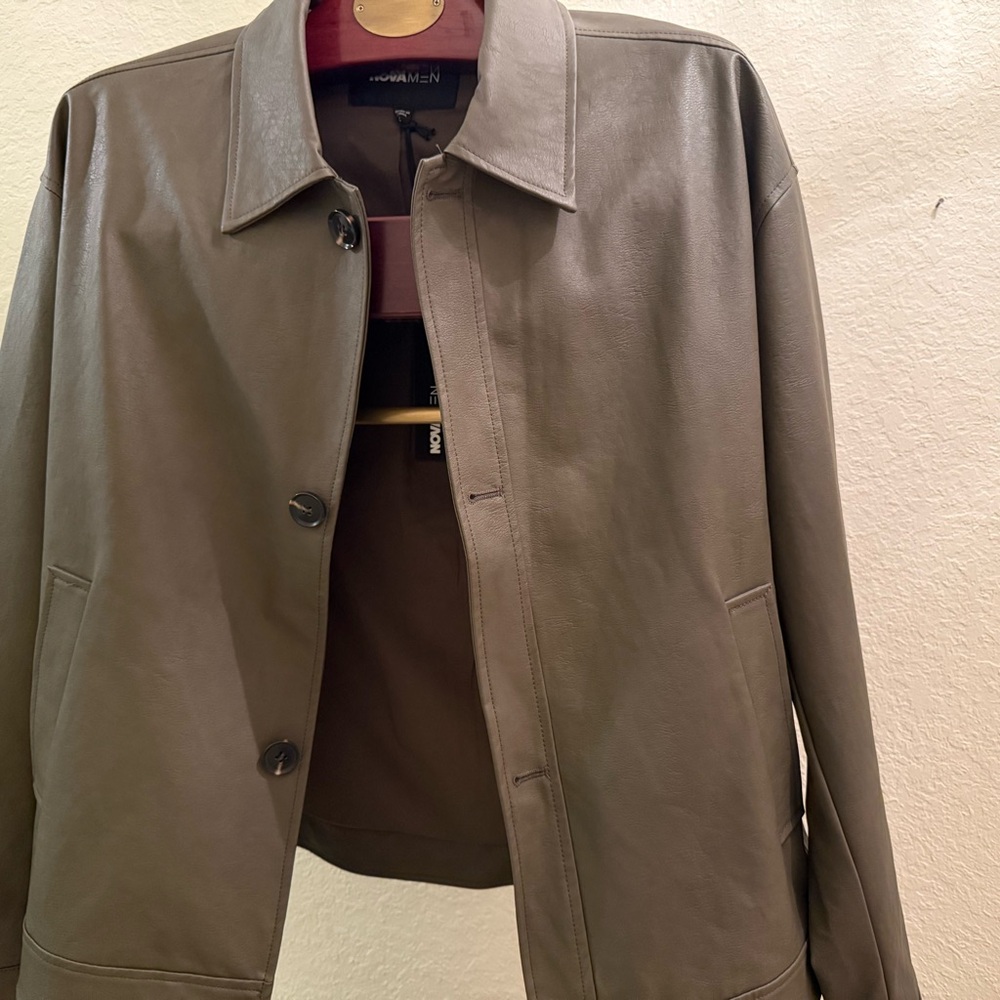 Novamen Jacket - Large - Picture 4 of 10